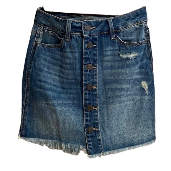 NWT Jean Skirt Denim Skirt 0 Blue mudd Frayed distressed y2K Casual Neutral - Picture 1 of 11